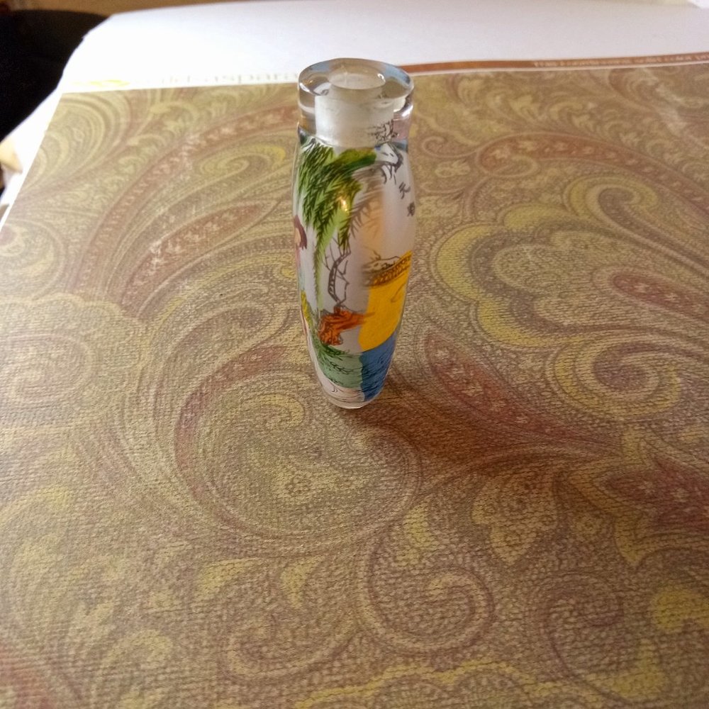 Reverse Hand Painted Chinese Glass Snuff Bottle Two Sided no cork - Picture 2 of 8